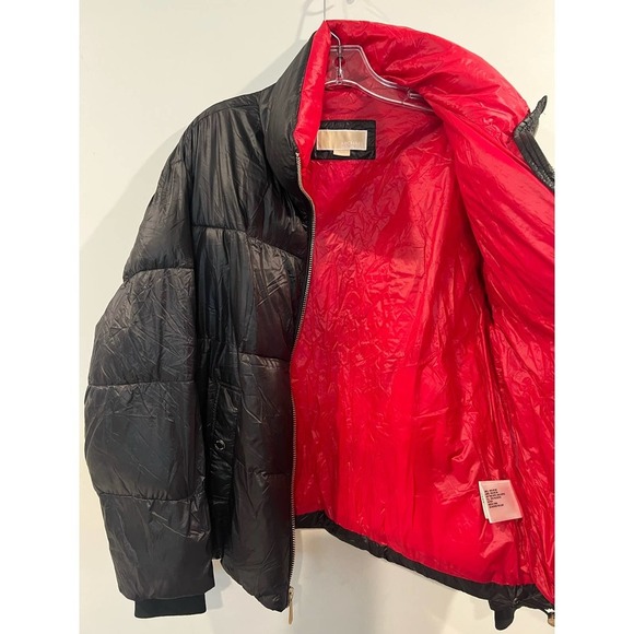 Michael Kors women's Black with red lining puffer Jacket size Small - Picture 4 of 8